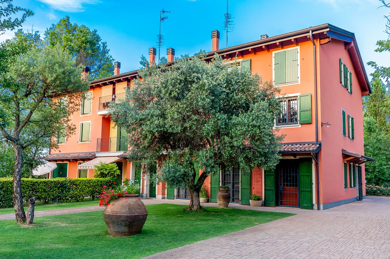 Elegant Semi-Detached Home with Shared Pool & Garden