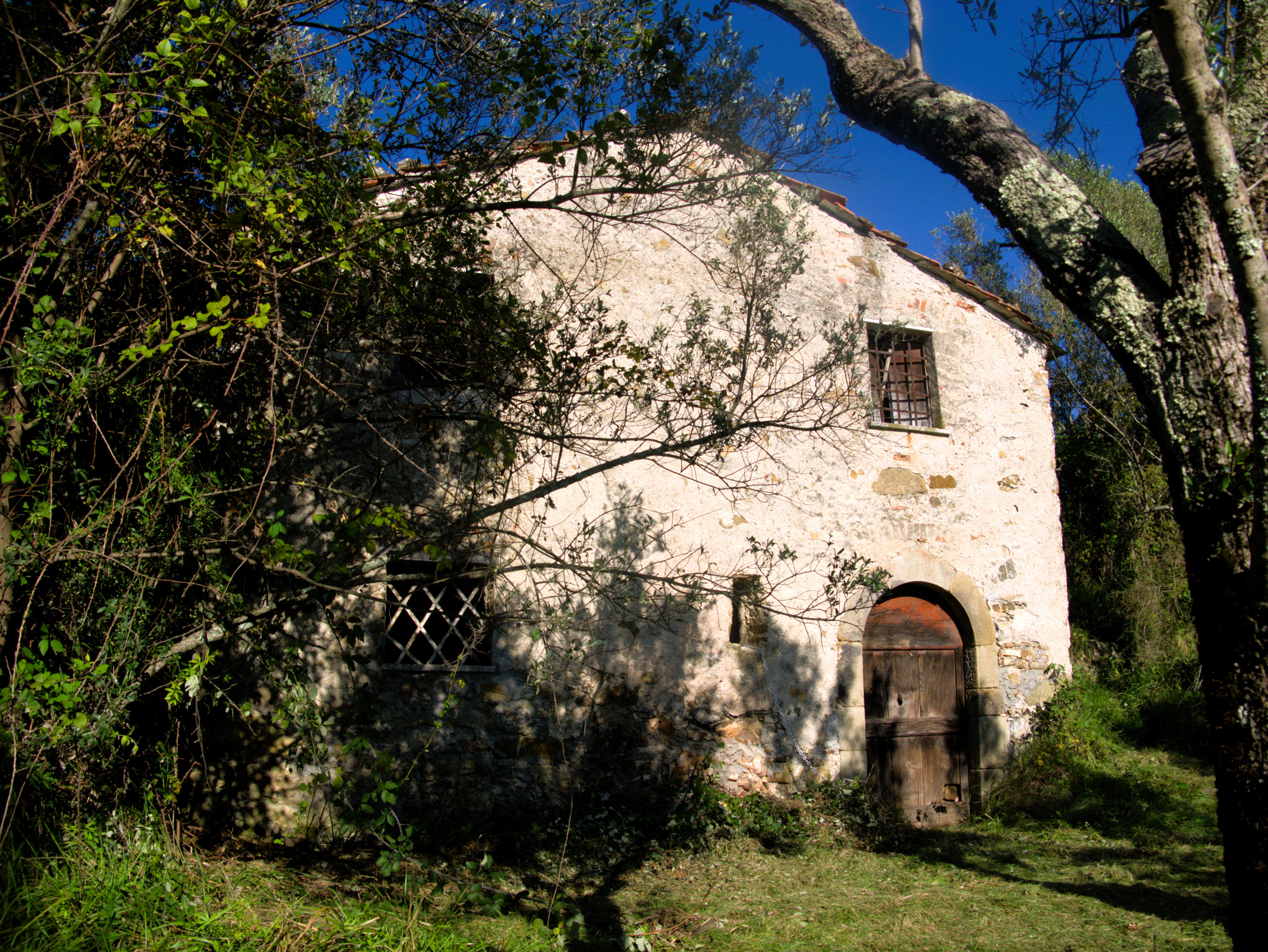 Between Tuscany and Liguria