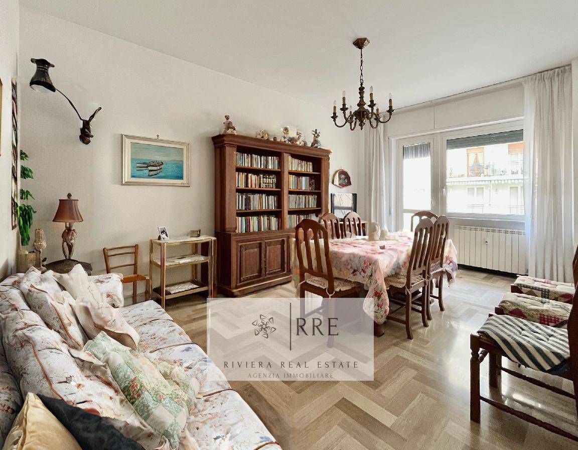 Four-room apartment for sale in Albenga Via Giacomo Puccini