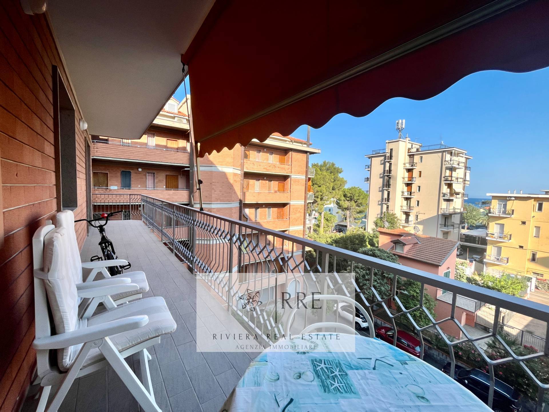 Three-room apartment for sale in Andora Clavesana - Image 1
