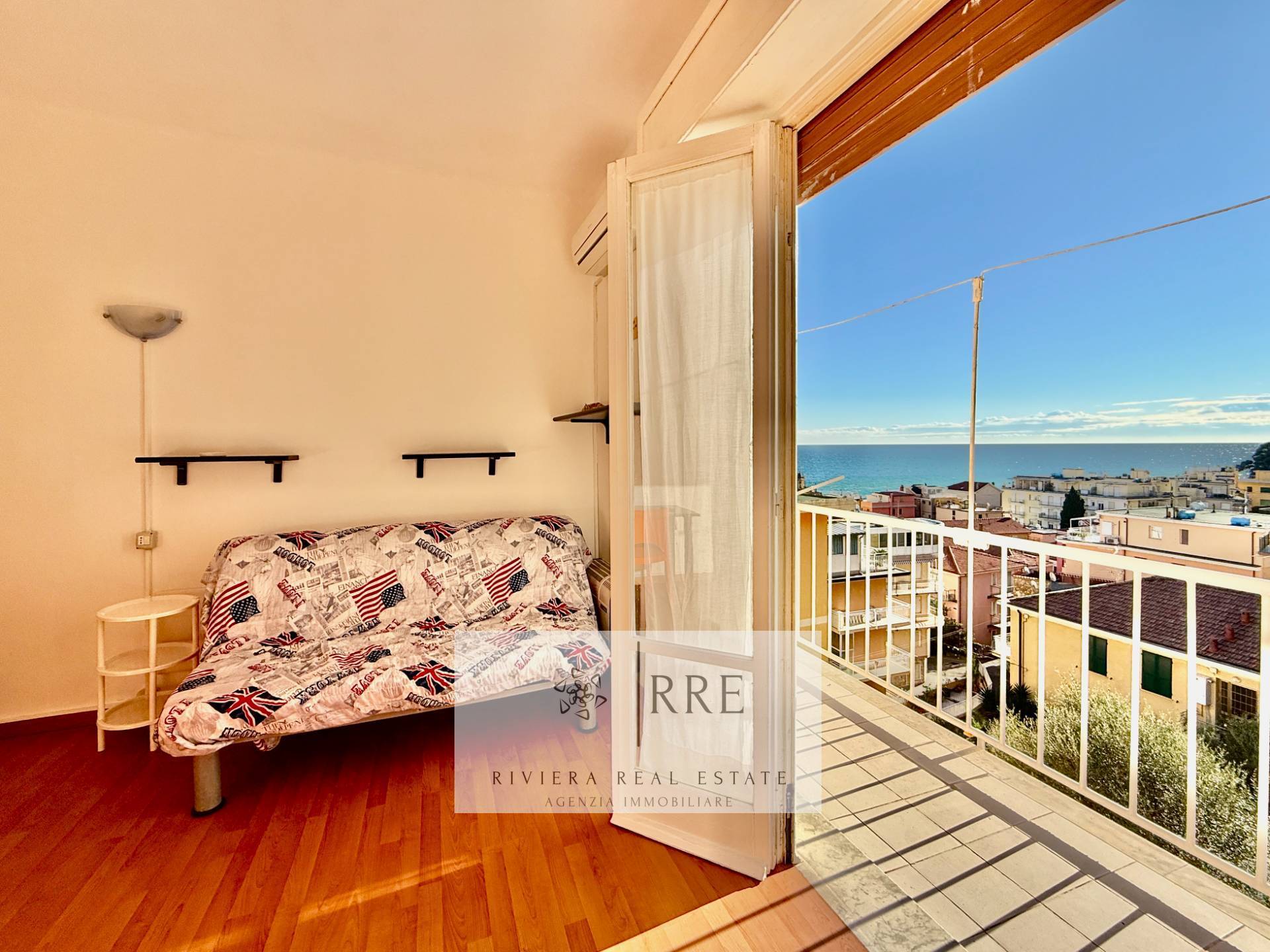 TWO-ROOM APARTMENT WITH SEA VIEW FOR SALE