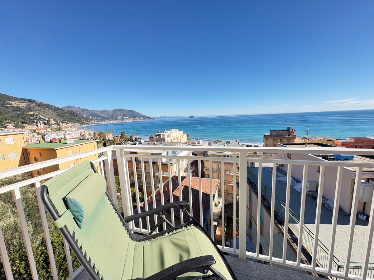Laigueglia, Sea and Gulf View Apartment!