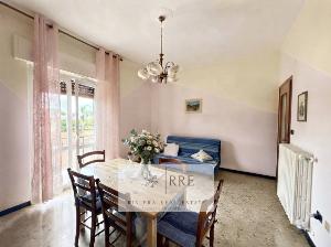 Appartamento Quadrilocale con Balcone a Cervo – 50 metri dal Mare    