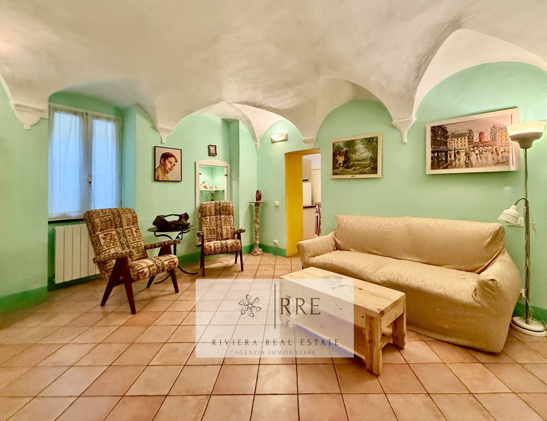 Quadrilocale in edificio storico nel centro di Pieve di Teco