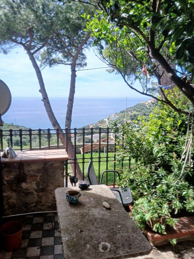 Imperia - Poggi paese - appartamento vista mare cod. 8929 