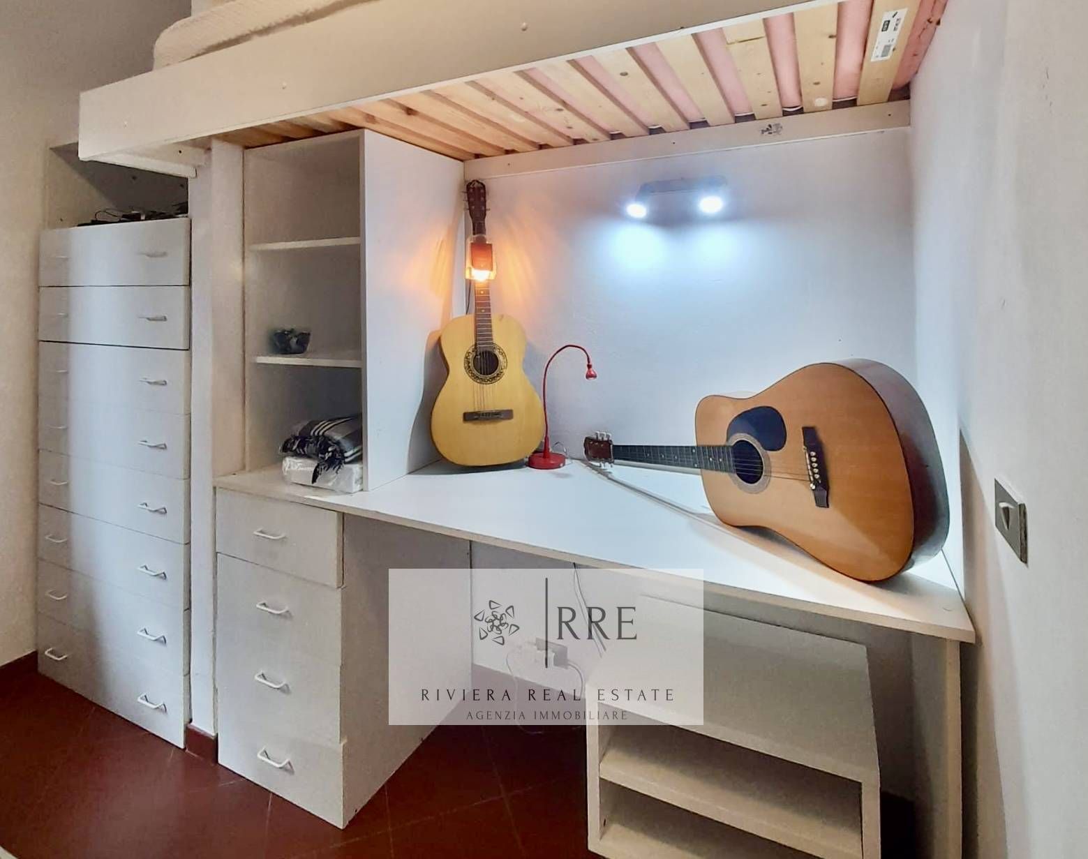 Appartamento in vendita a Pietra Ligure via Accame