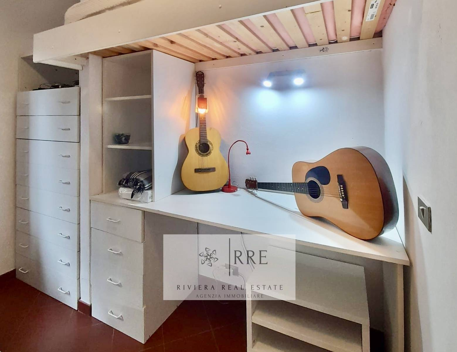 Appartamento in vendita a Pietra Ligure via Accame