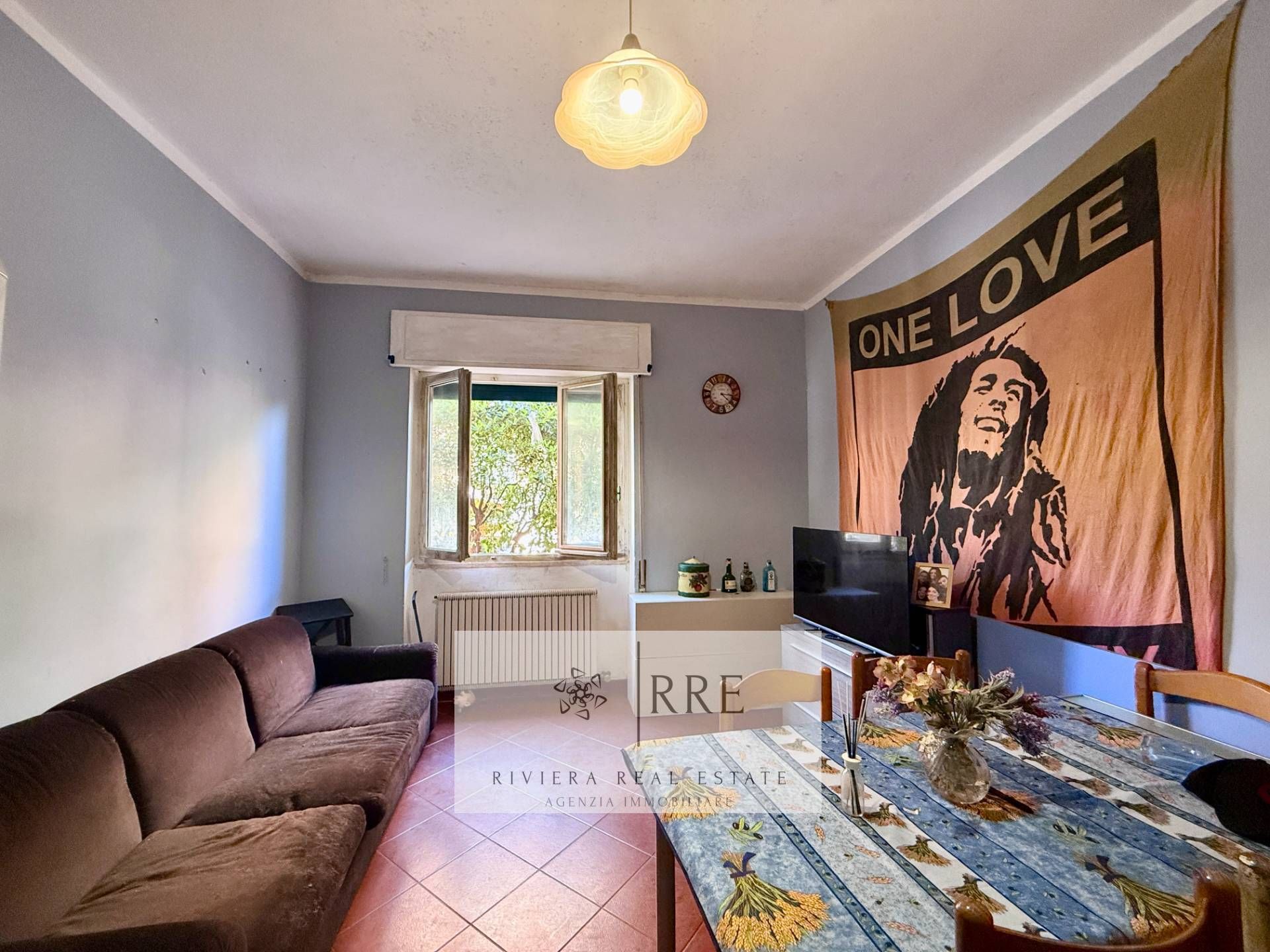 Trilocale in vendita a Pietra Ligure via Accame