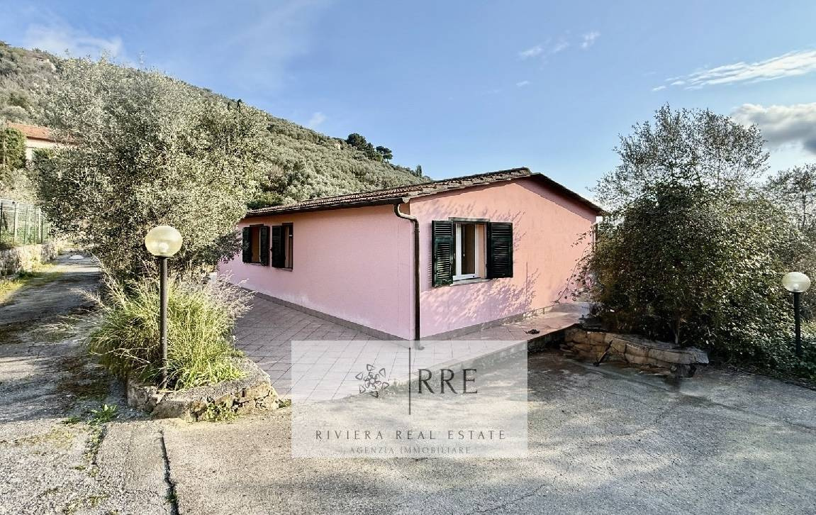 Villa for sale in Imperia - Oneglia Cascine via Fanny Roncati Carli