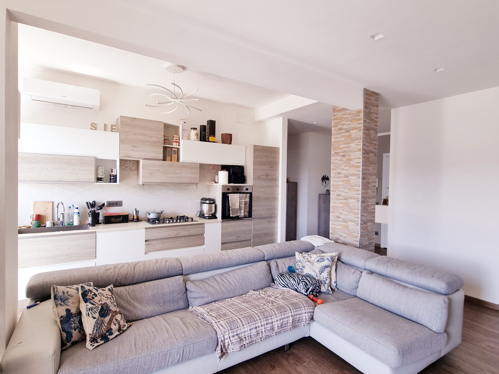 Trilocale in via Nizza, sul mare a SAVONA (SV)