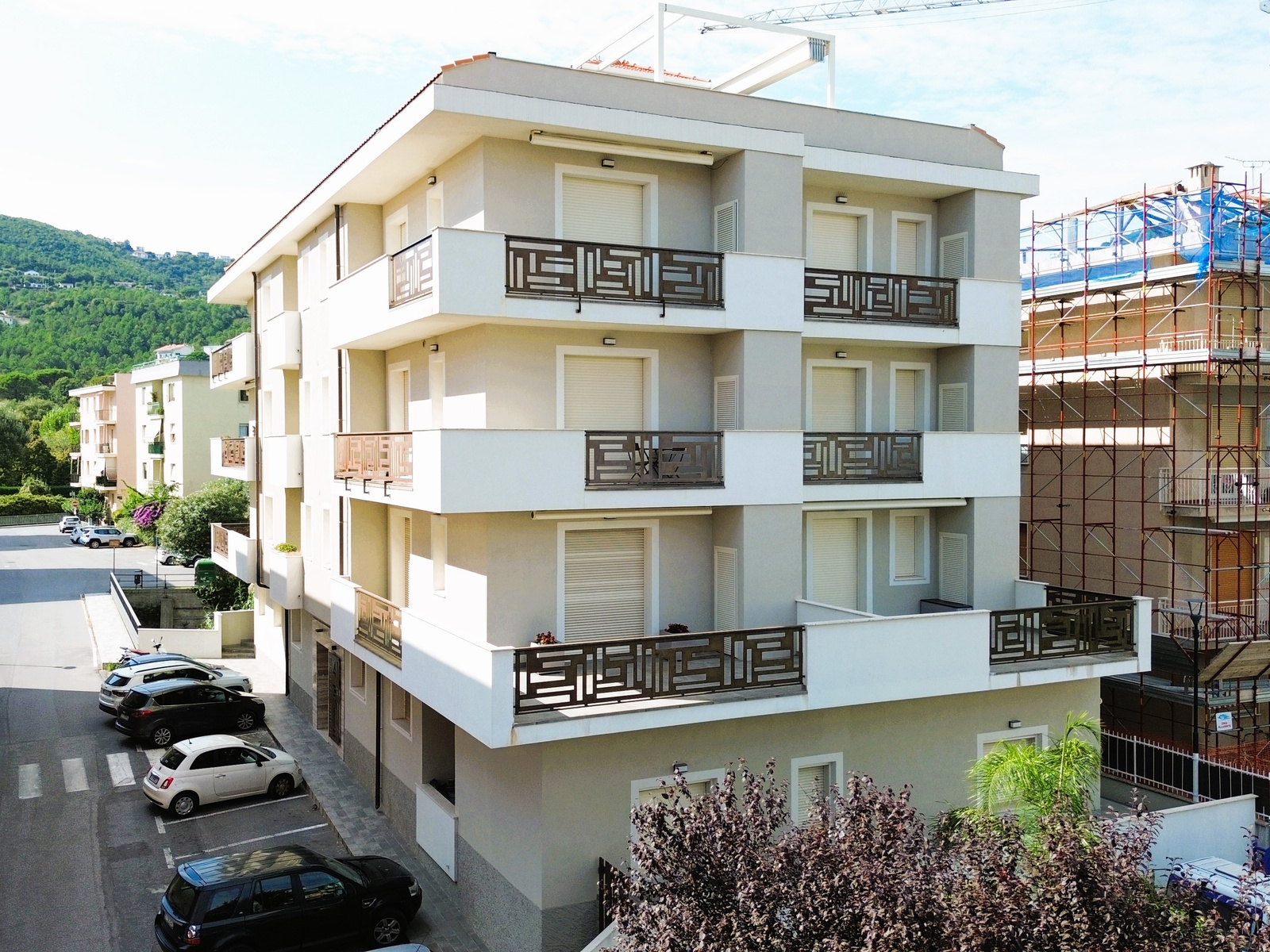 TRILOCALE DI NUOVA REALIZZAZIONE A SPOTORNO 250 METRI SPIAGGIA