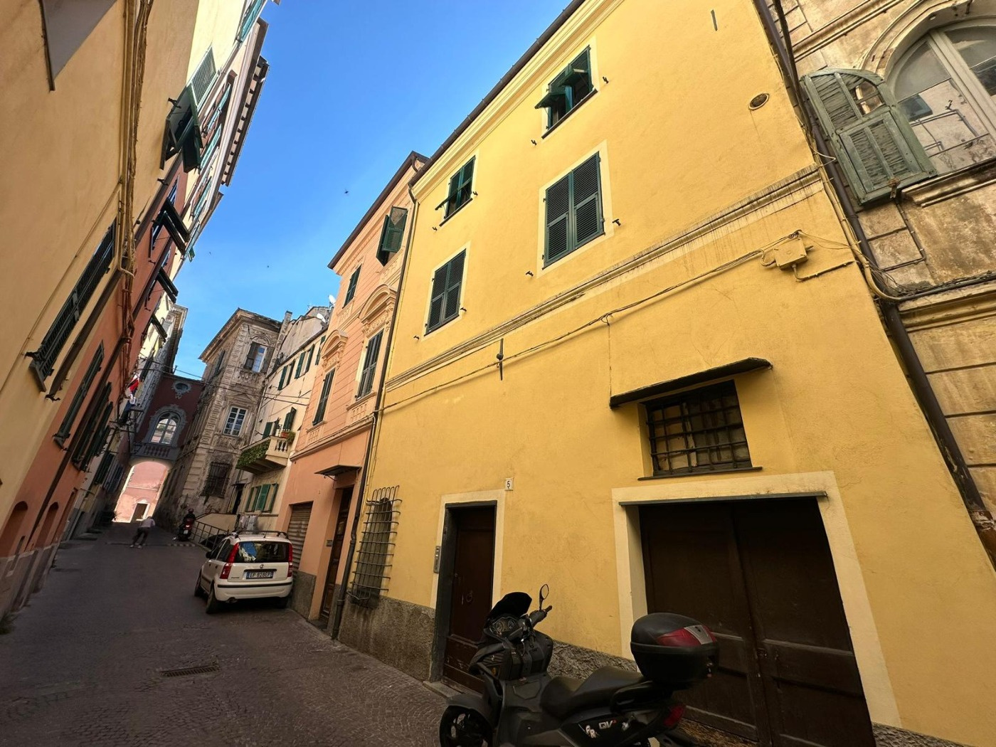 GRANDE QUADRILOCALE LUMINOSO CON CANTINA