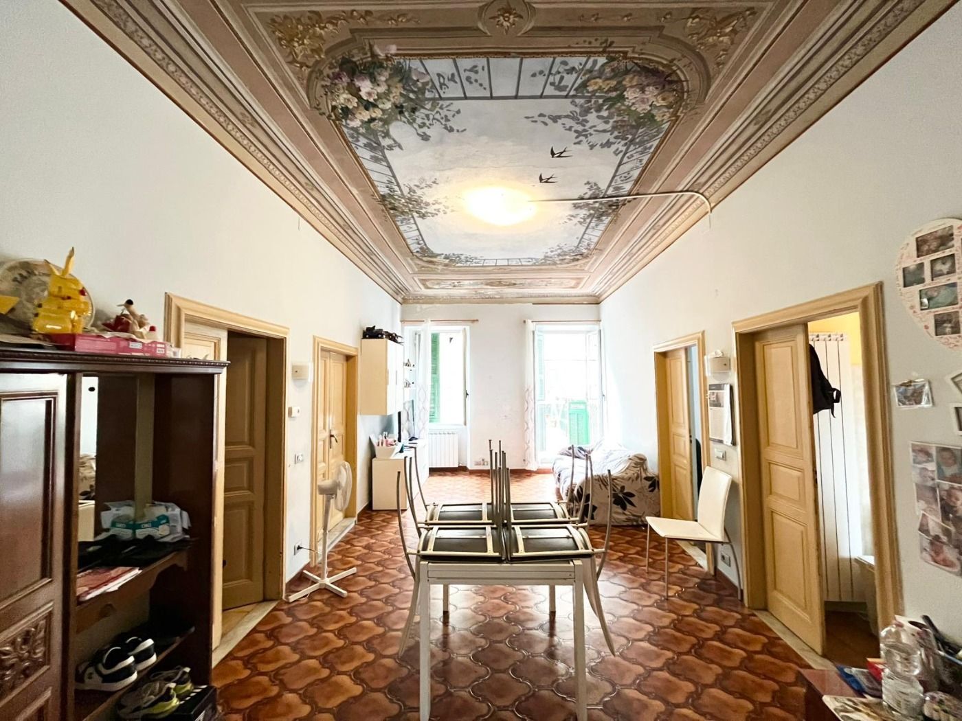 APPARTAMENTO CON BALCONE E TERRAZZA