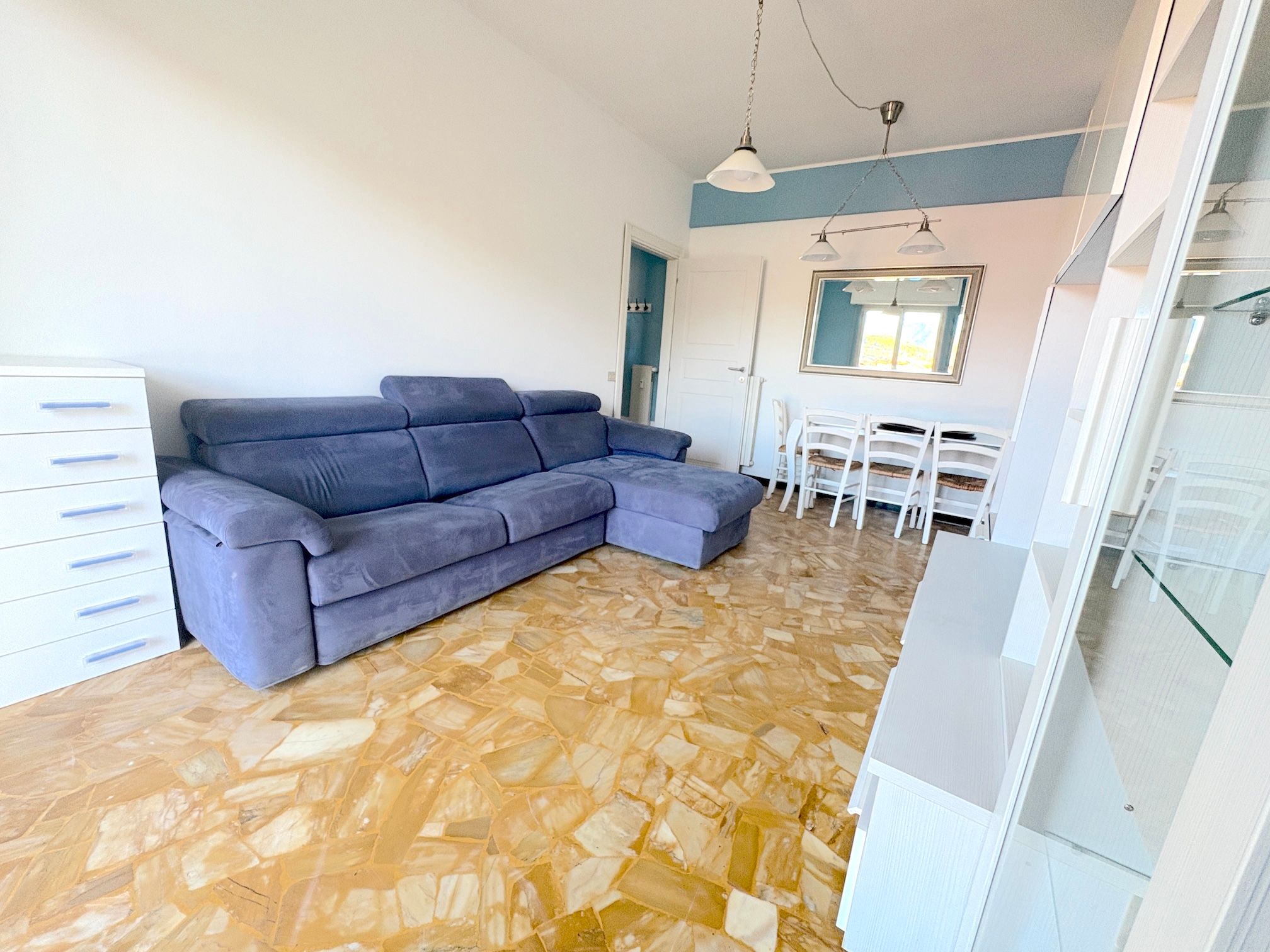 San Bartolomeo al mare, Appartamento vicino alle spiagge.