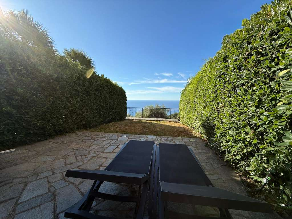 Bilocale con Vista Panoramica in Vendita a Andora