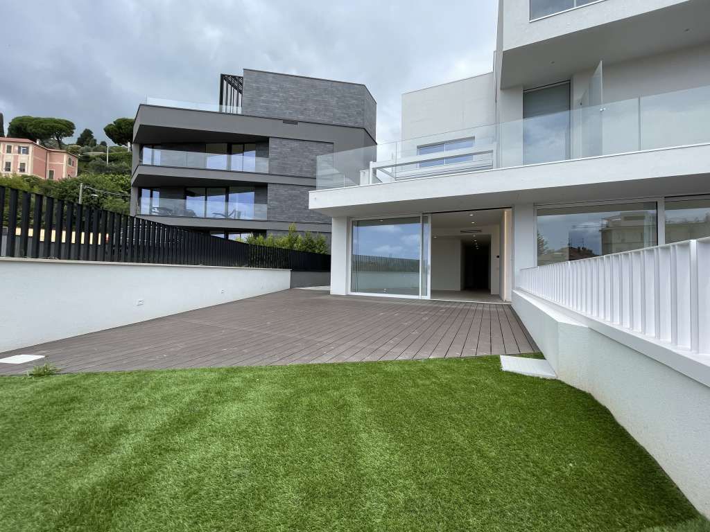 Appartamento Centrale in Nuova Costruzione a Alassio