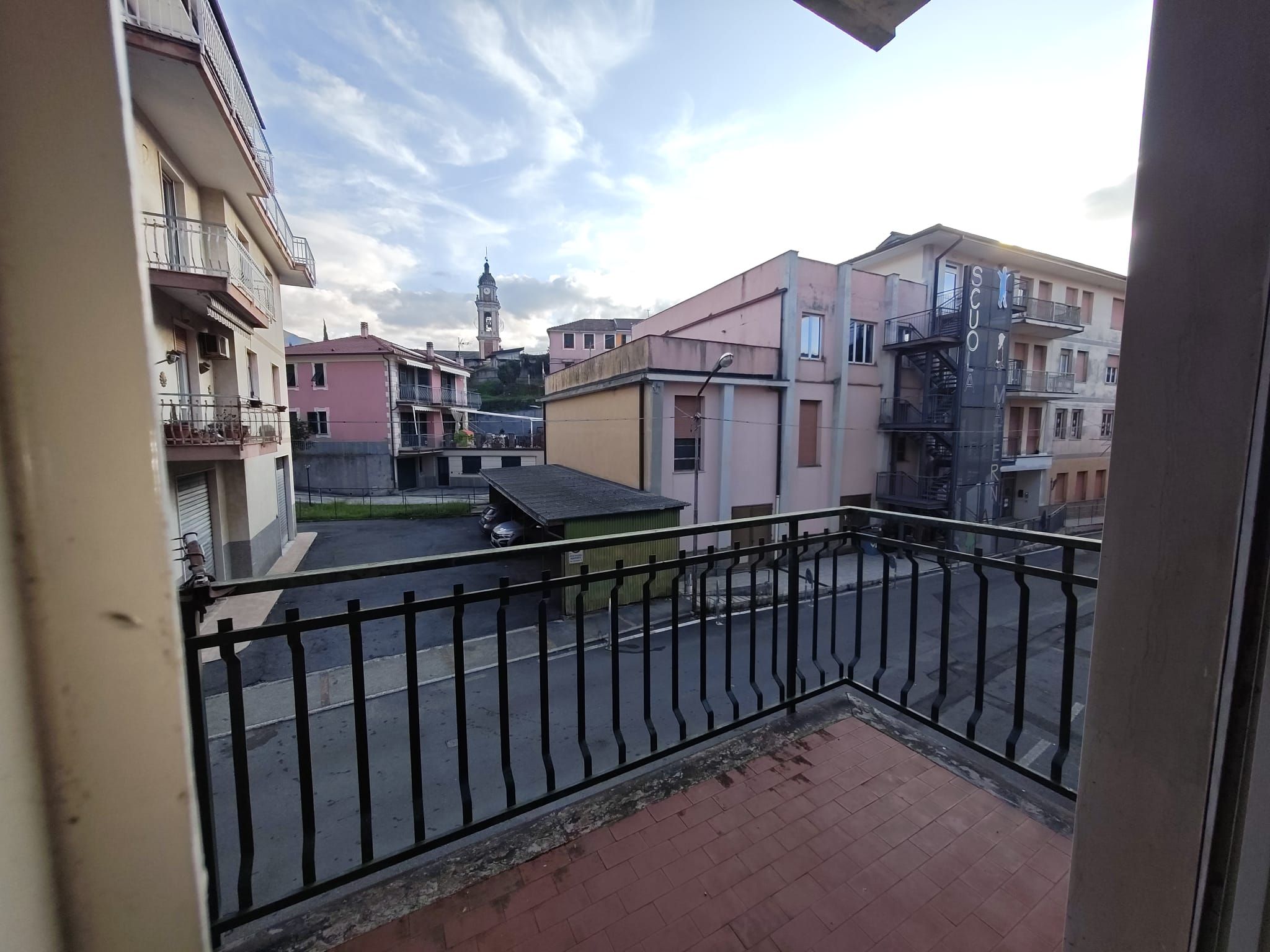 Appartamento in Vendita a Casarza Ligure - Un'Occasione Imperdibile! 