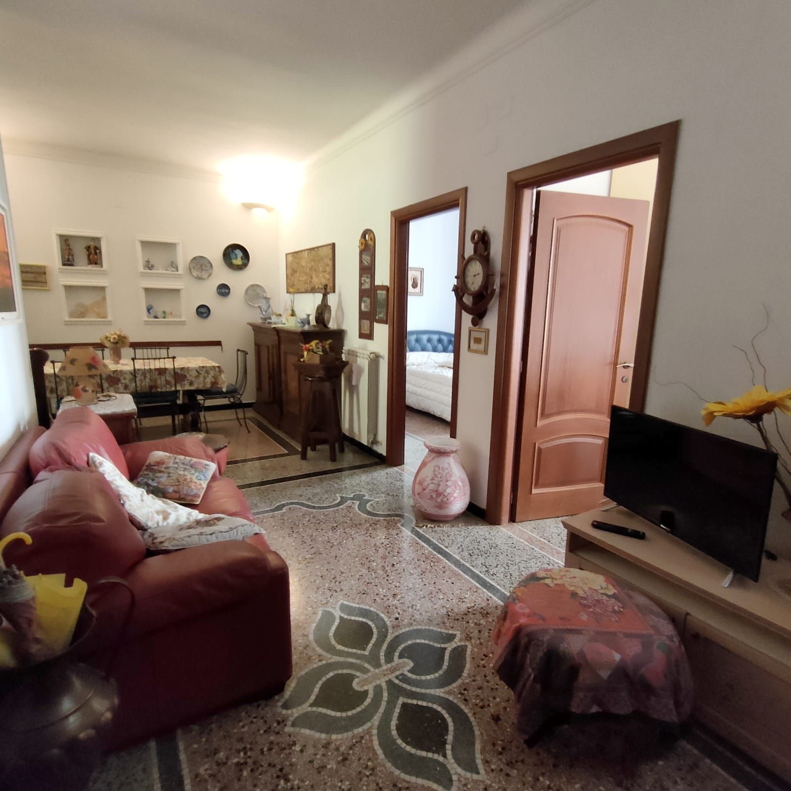Savona Santa Rita Four-Room Apartment High Floor