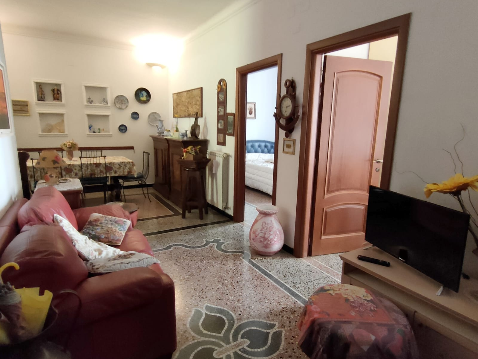 Savona Santa Rita Four-Room Apartment High Floor