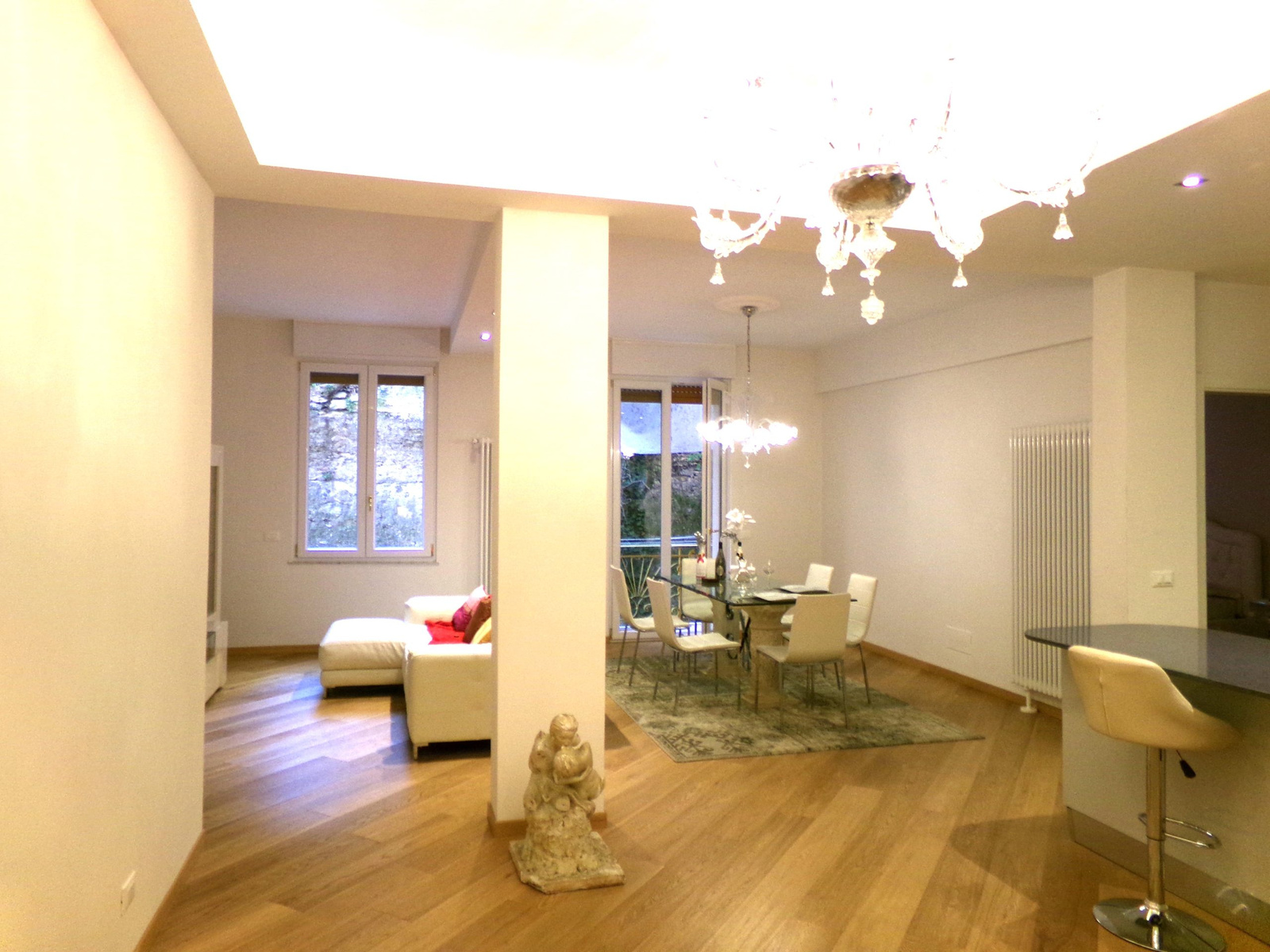 Appartamento Raffinato in Palazzo Storico con Cantina