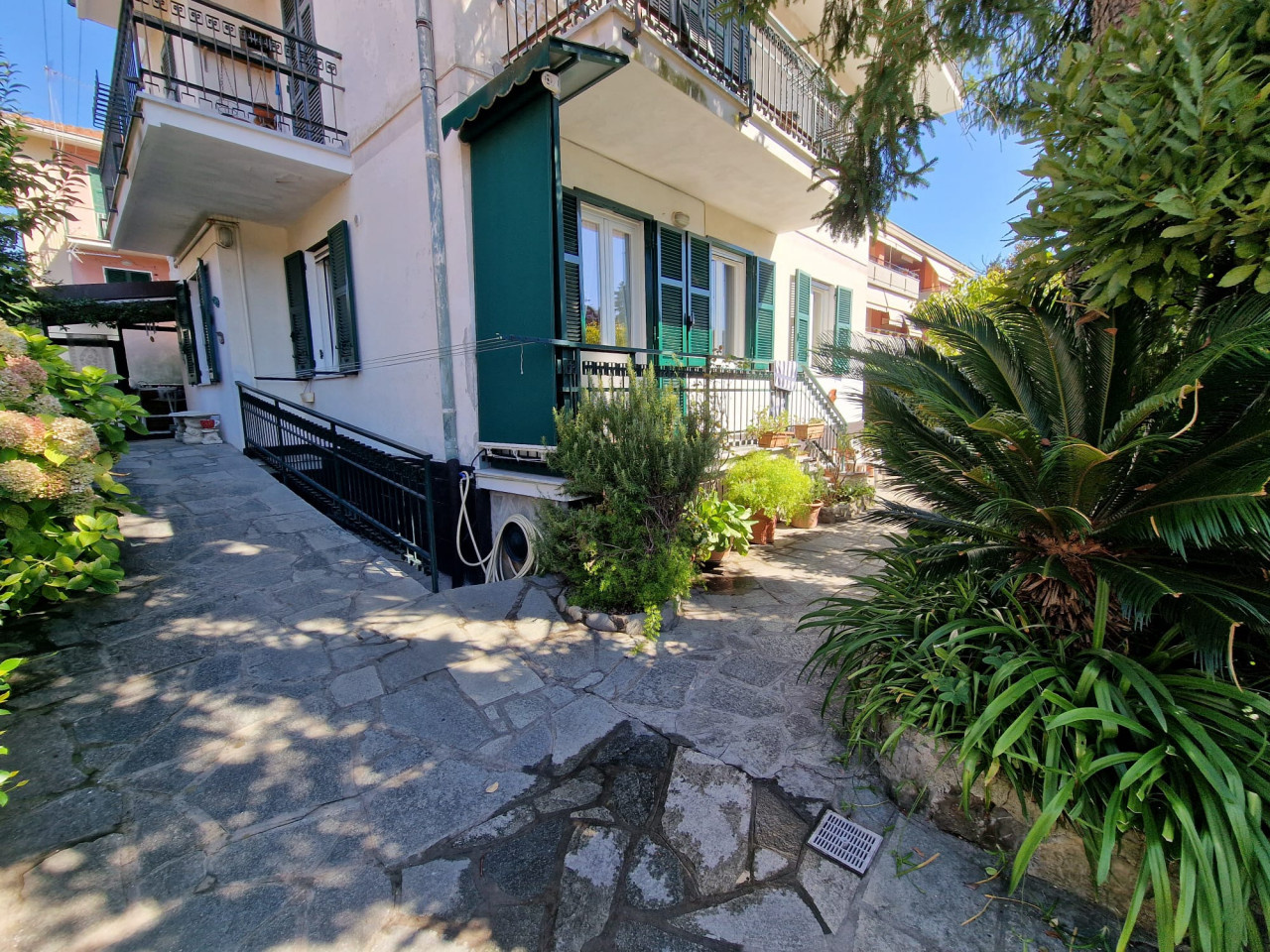 Four-Room Apartment for Sale in Rapallo - Santa Maria del Campo