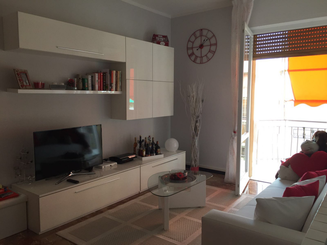 FOR SALE: TWO-ROOM APARTMENT ON VIA CASTRUCCIO – RAPALLO