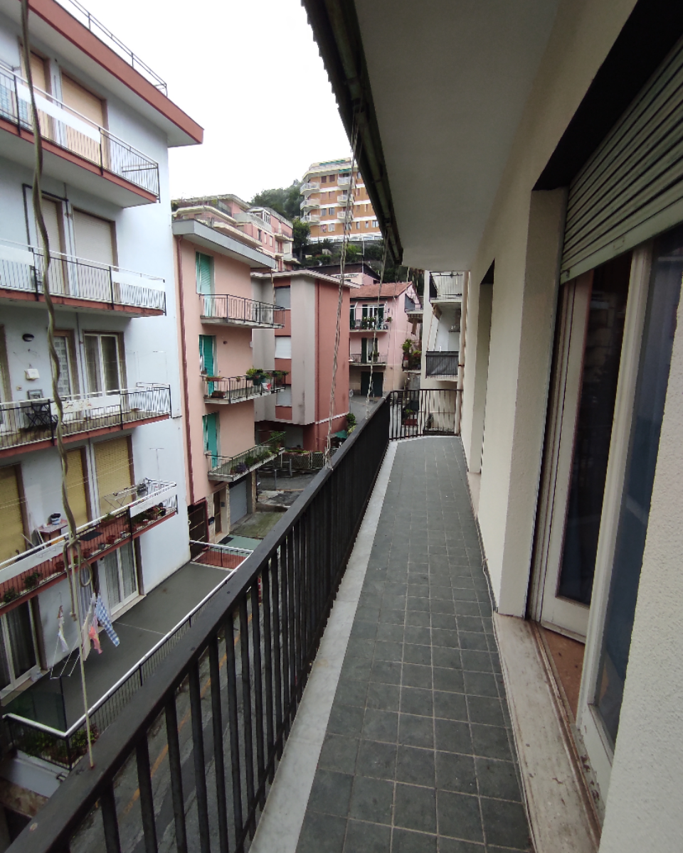 TRILOCALE IN VENDITA AL TERZO PIANO CON ASCENSORE