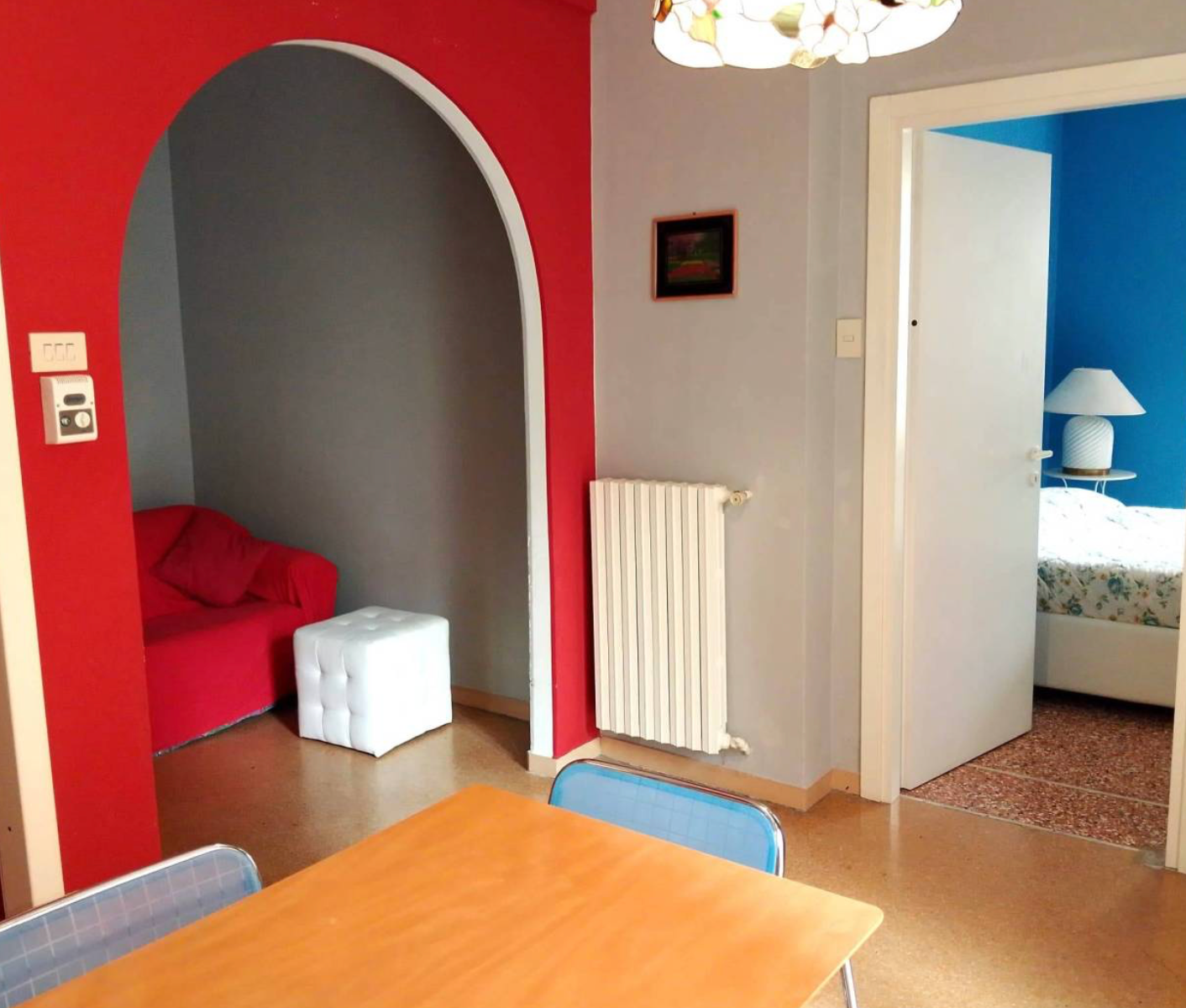 Trilocale ottimo stato, secondo piano, Centro - Esterno Ferrovia, Rapallo