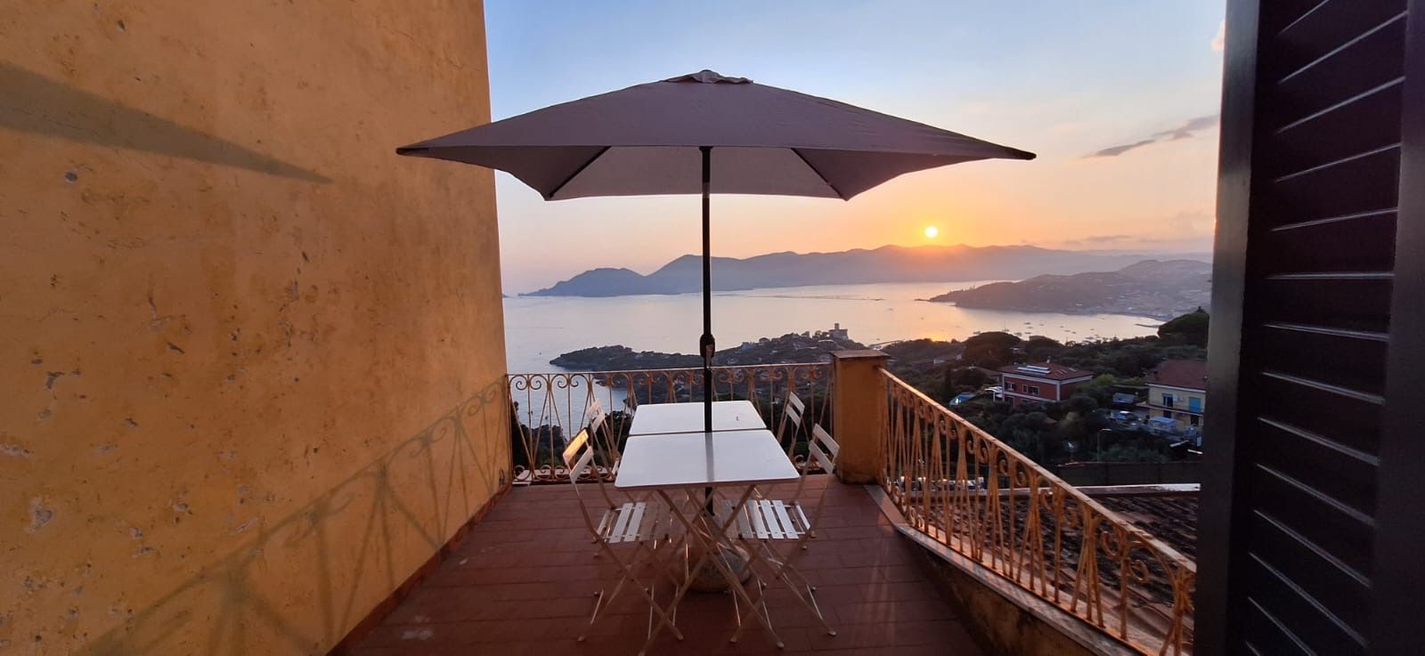 Bilocale via Andrea Costa 28, La Serra, Tellaro, Lerici