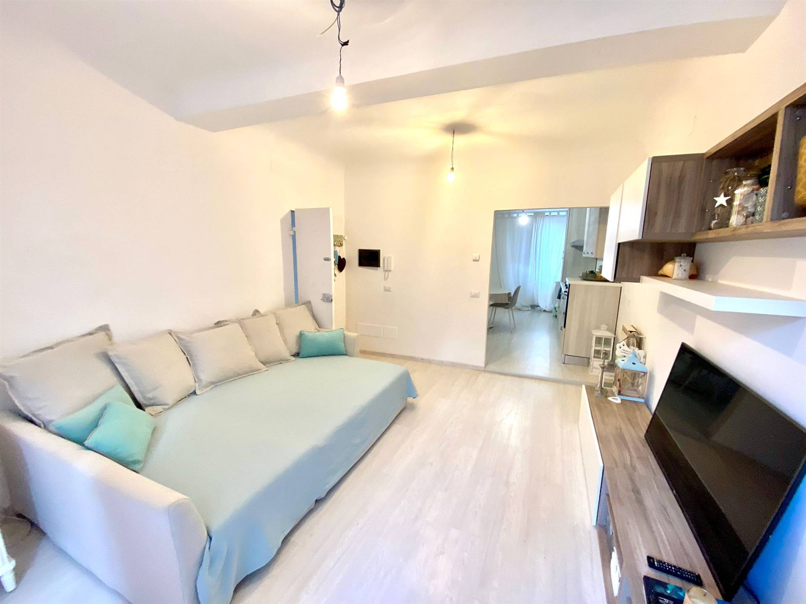 Villa bifamiliare in vendita a Ameglia (SP)