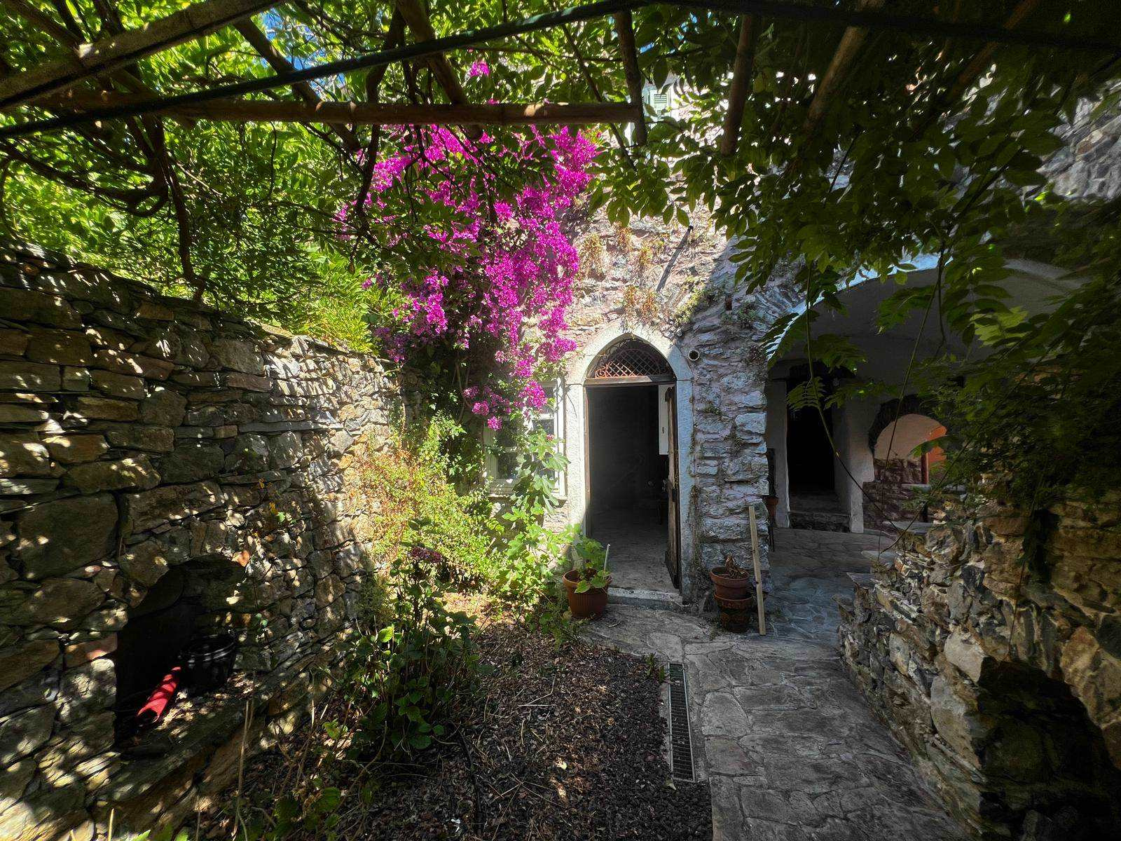 Casale Rustico Semindipendente