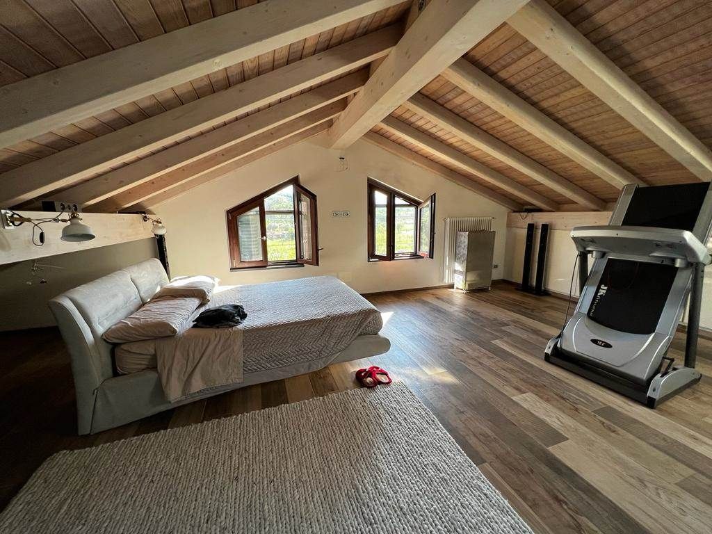 Appartamento indipendente al piano superiore