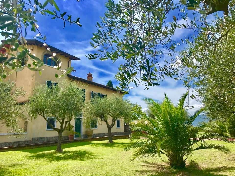 Villa in vendita a Castelnuovo Magra (SP)