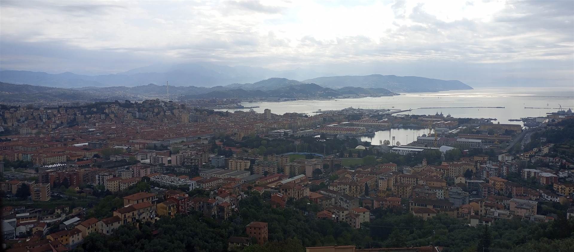 Appartamento in vendita a la Spezia (SP) zona Vignale