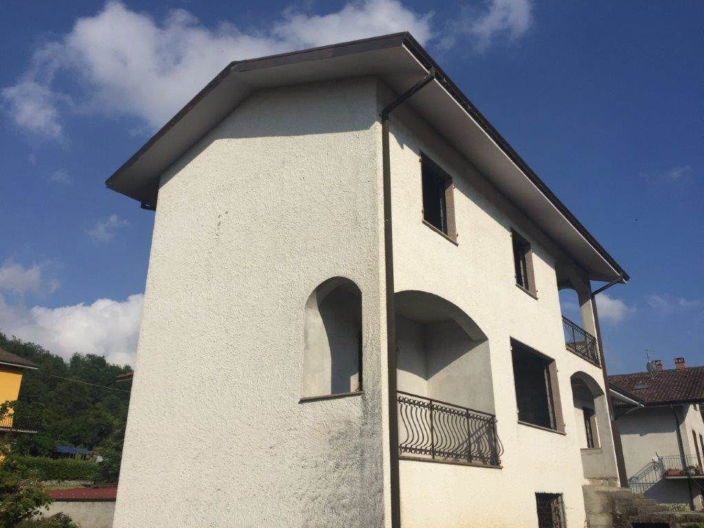 Villa in vendita a Ricco' Del Golfo di Spezia (SP)