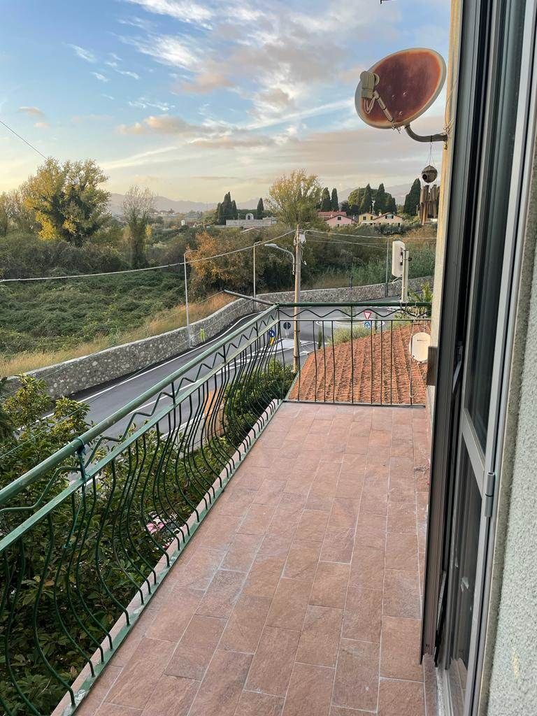 Appartamento in vendita a Sarzana (SP) zona Centro