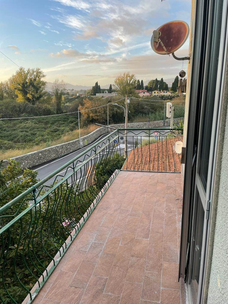 Appartamento in vendita a Sarzana (SP) zona Centro