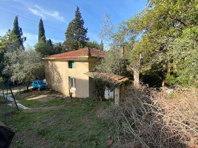 Casa singola in vendita a Sarzana (SP) zona Groppolo