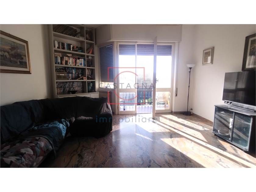 APPARTAMENTO 5 vani a 100 METRI DALLA SPIAGGIA