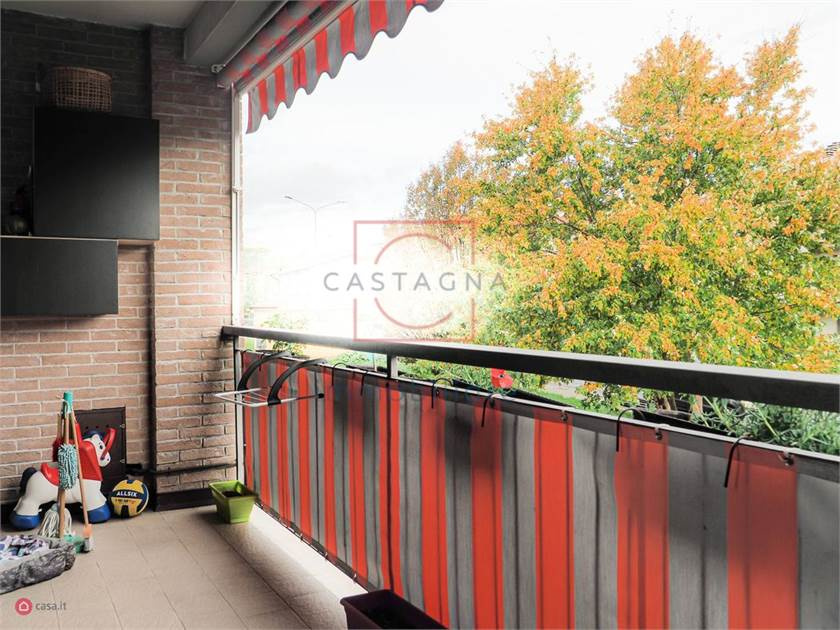 Sarzana, appartamento con AMPIA TERRAZZA