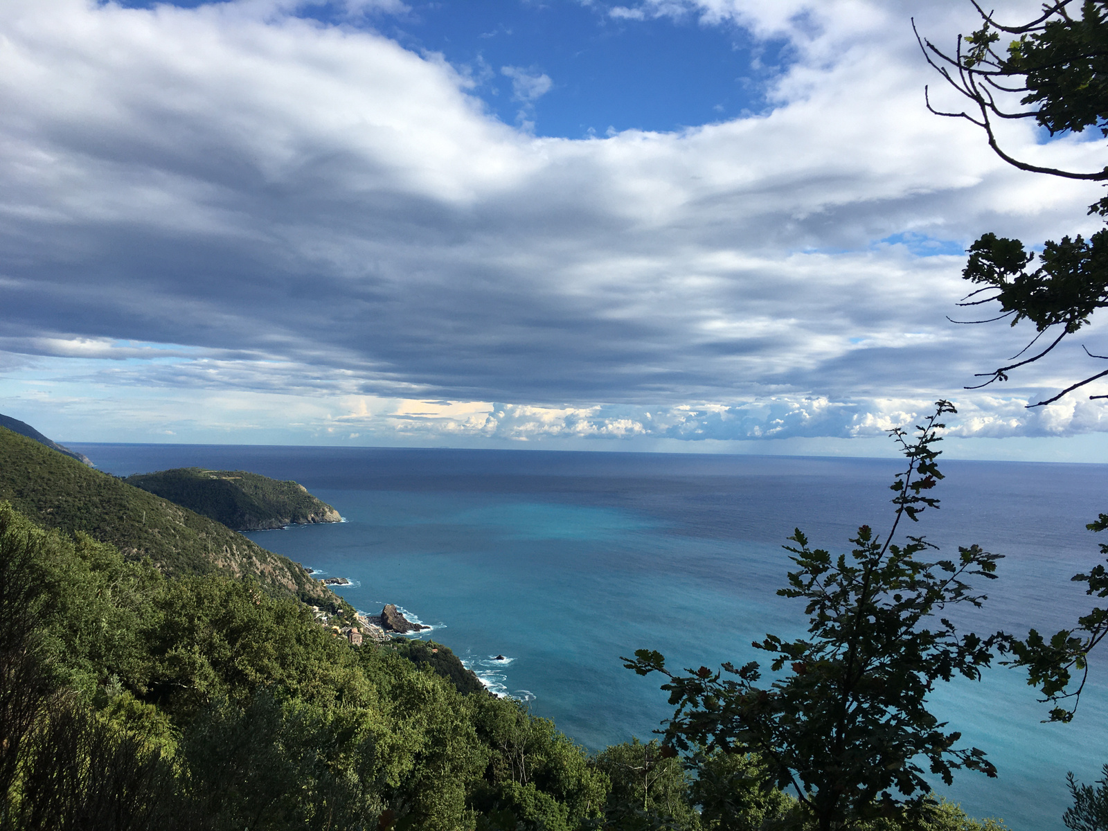 VILLA INDIPENDENTE A PICCO SUL MARE