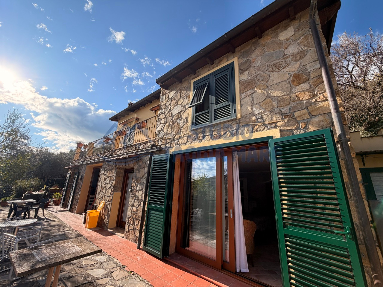 Indipendente - Bifamiliare