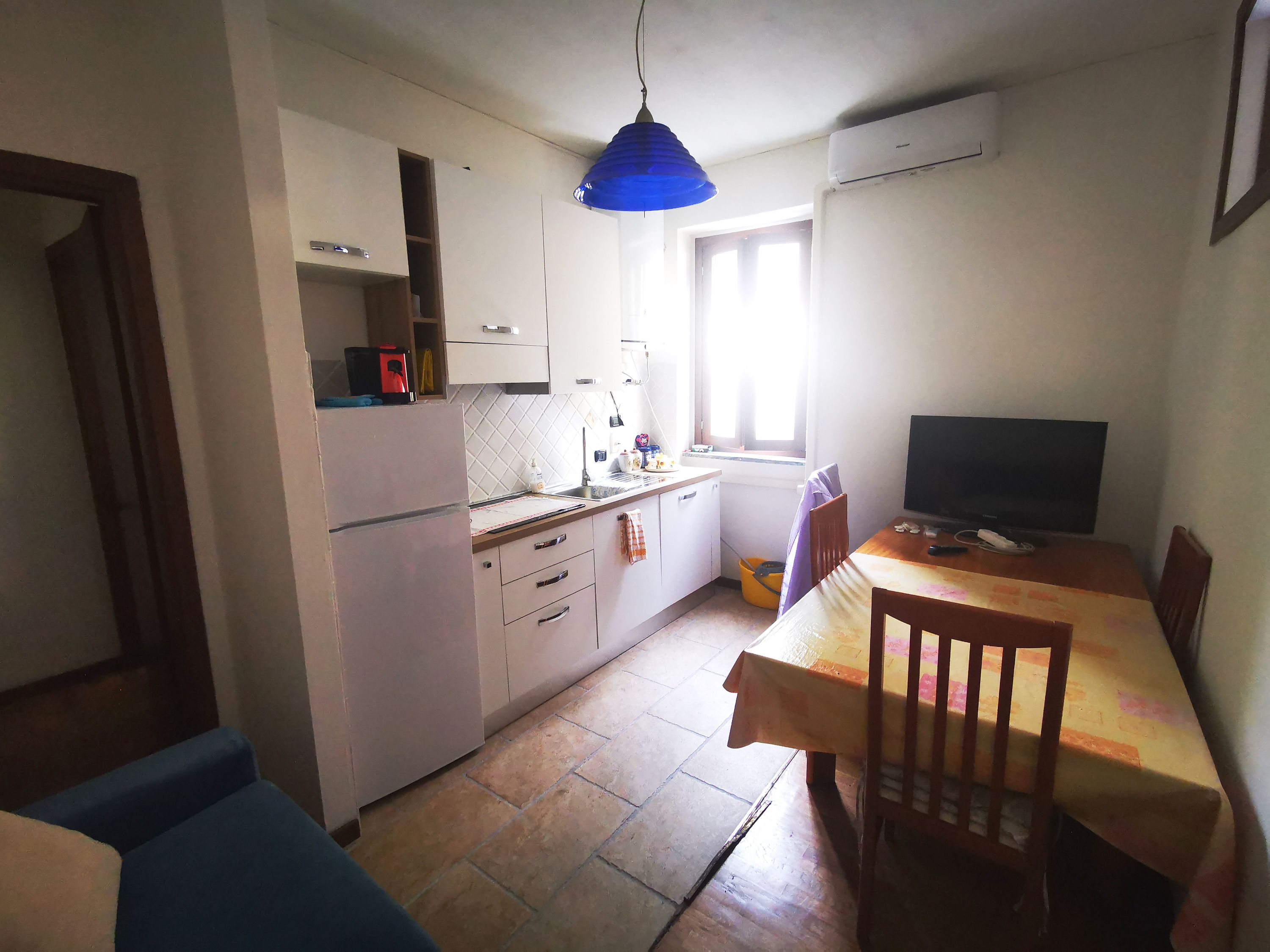 Imperia On. via Serrati two-room apartment code 9073
