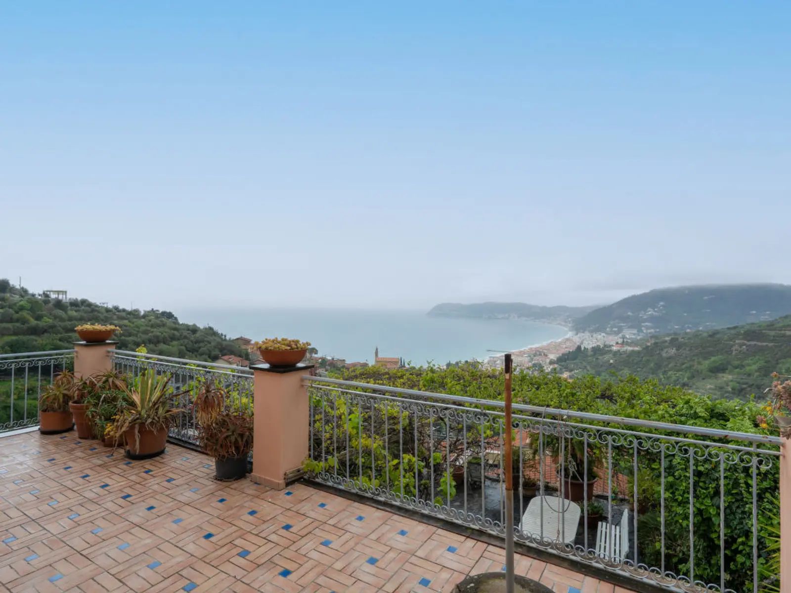 Alassio villa vista mare frazione di Solva (Alassio)