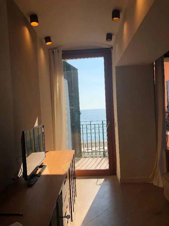 Alassio appartamento trilocale fronte mare