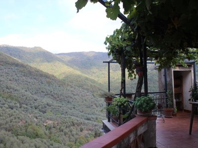 Casa Monteverdi – A charming village home surrounded by olive groves.