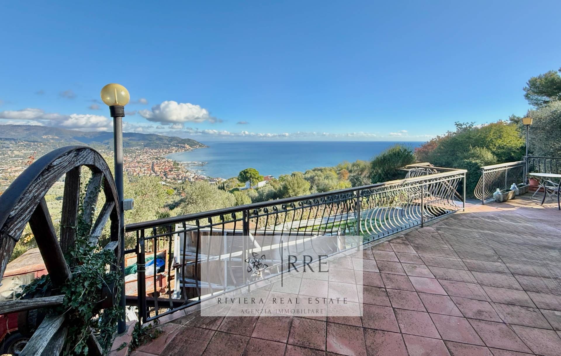 Villa con meravigliosa vista mare