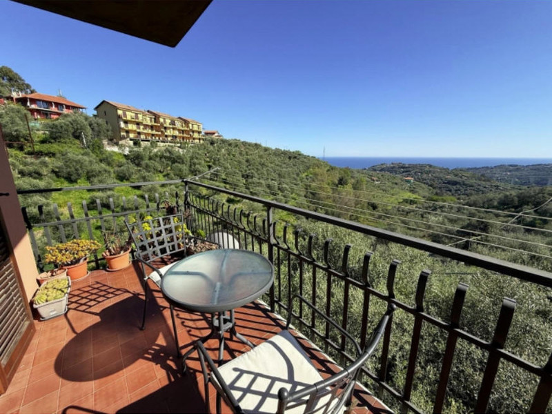 Apartment terrace with sea view in Civezza, Liguria